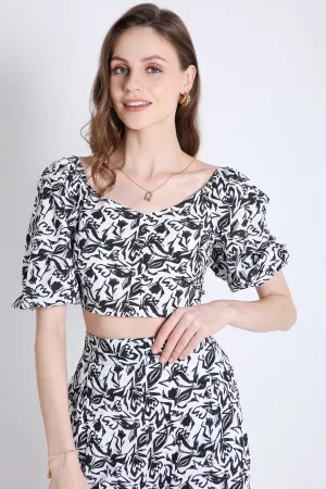 Black And White Floral Crop Top French Theory