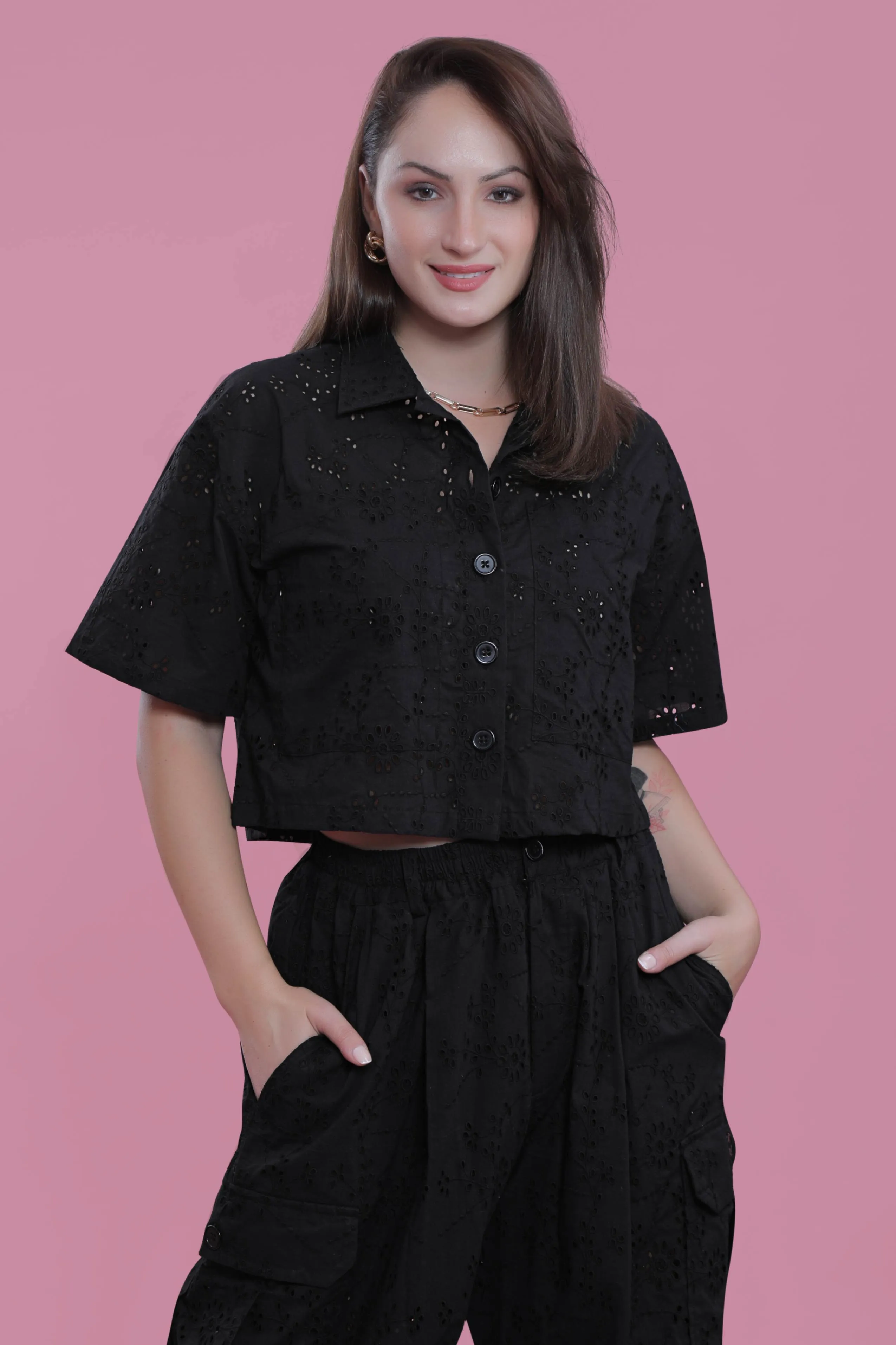 Boxy Fit Schiffli Short Sleeve Crop Shirt French Theory
