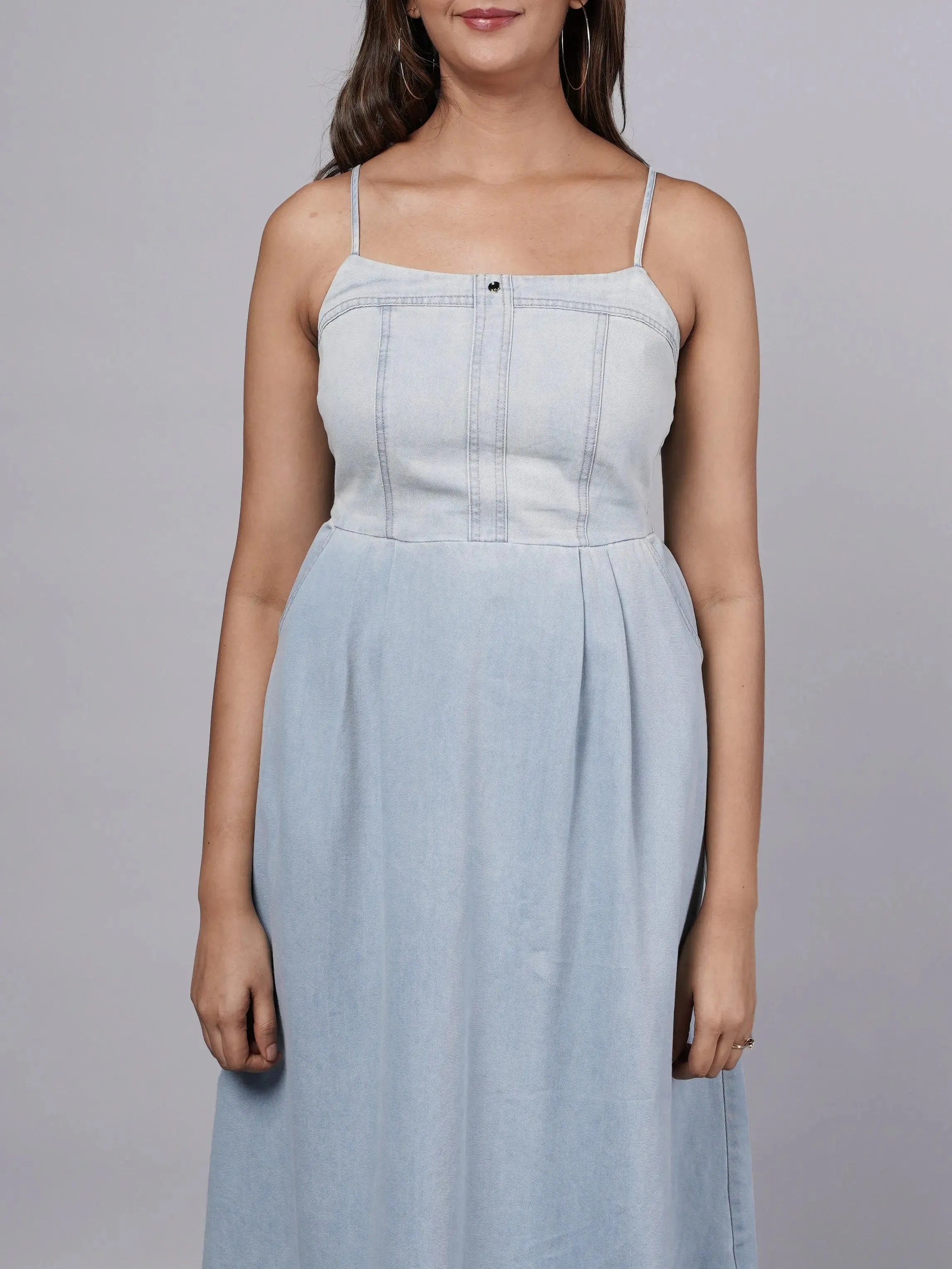 Breezy Light-Wash A-Line Denim Dress French Theory
