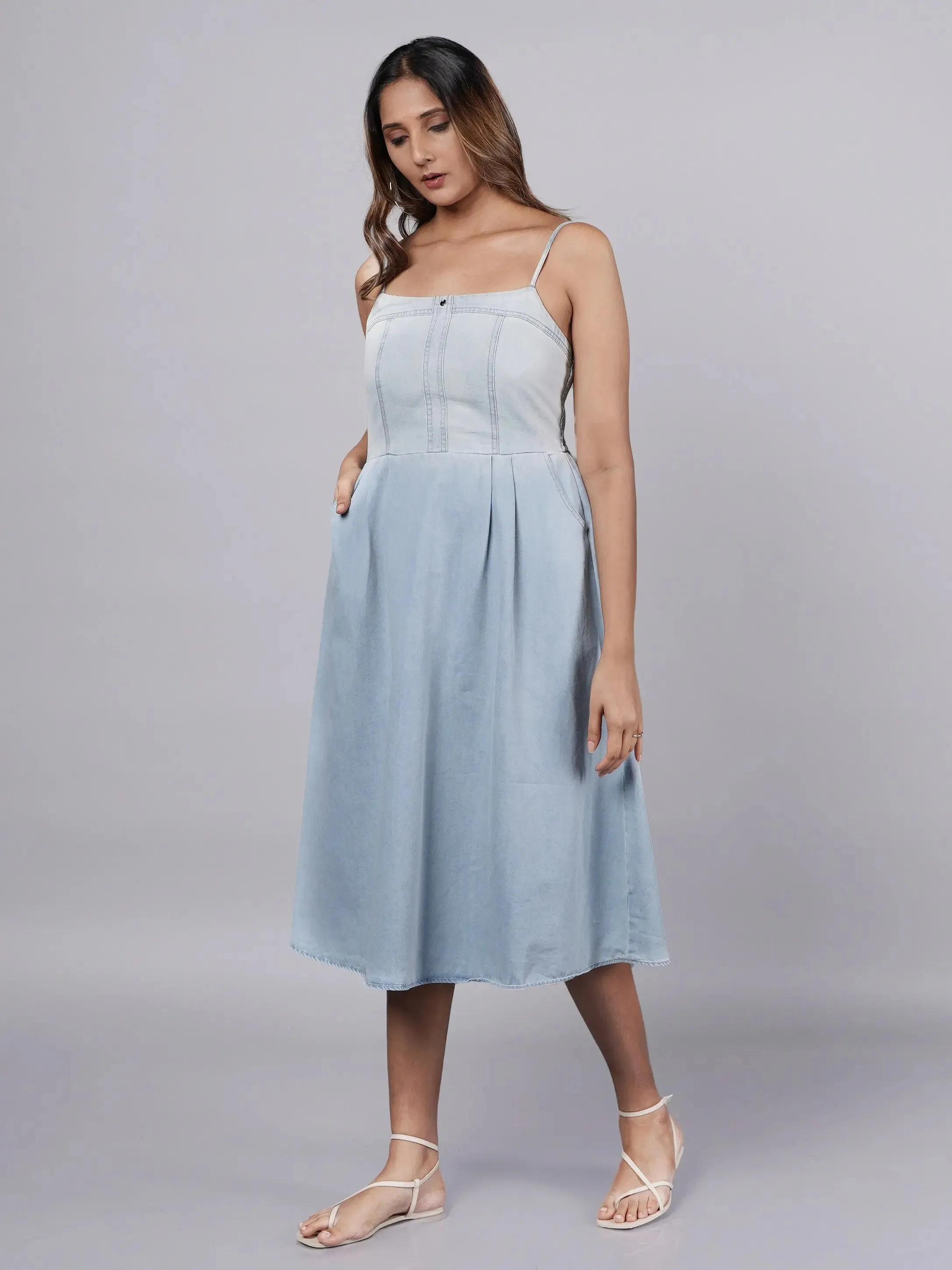 Breezy Light-Wash A-Line Denim Dress French Theory