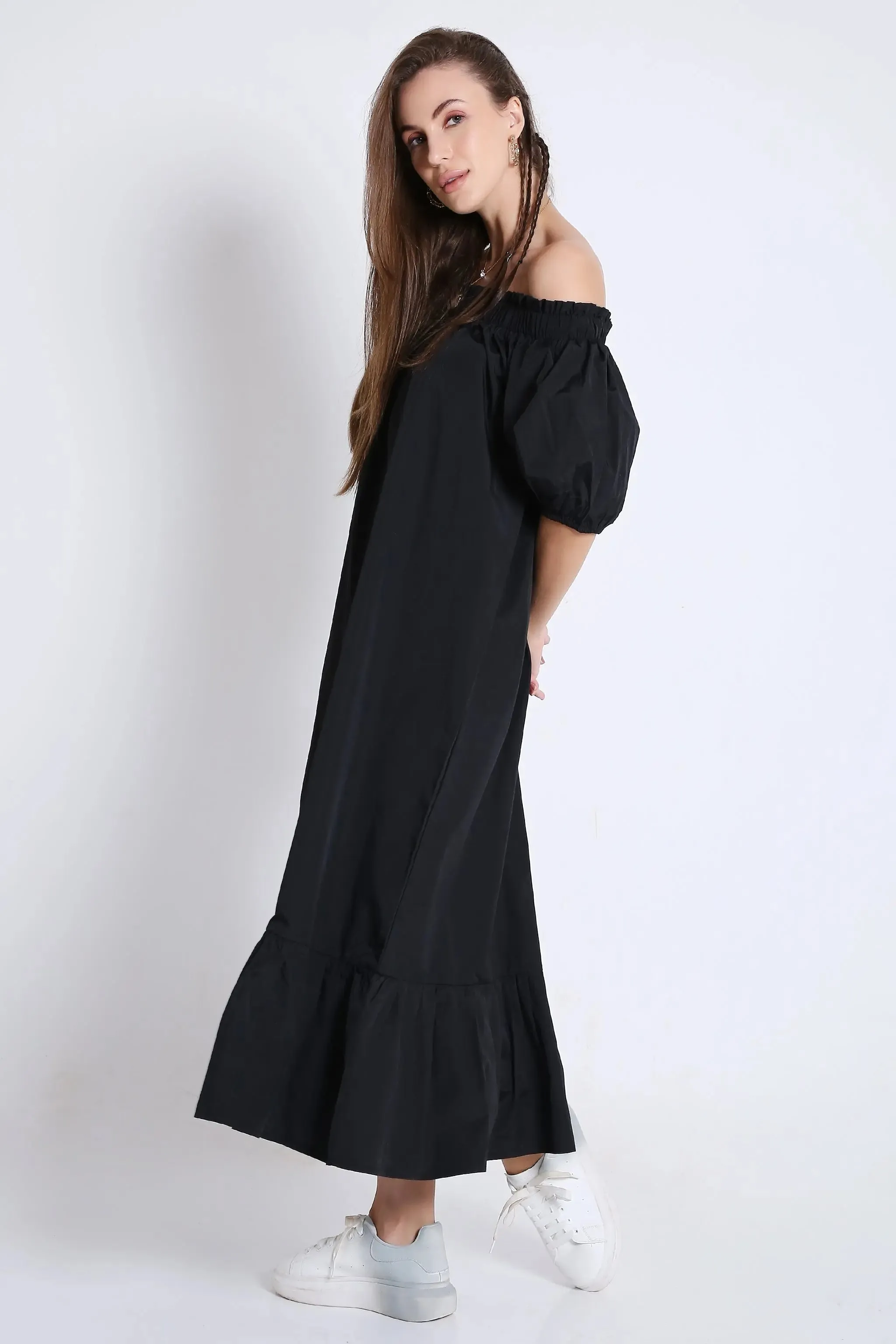 Off-Shoulder Long Black Dress with Short Sleeve French Theory