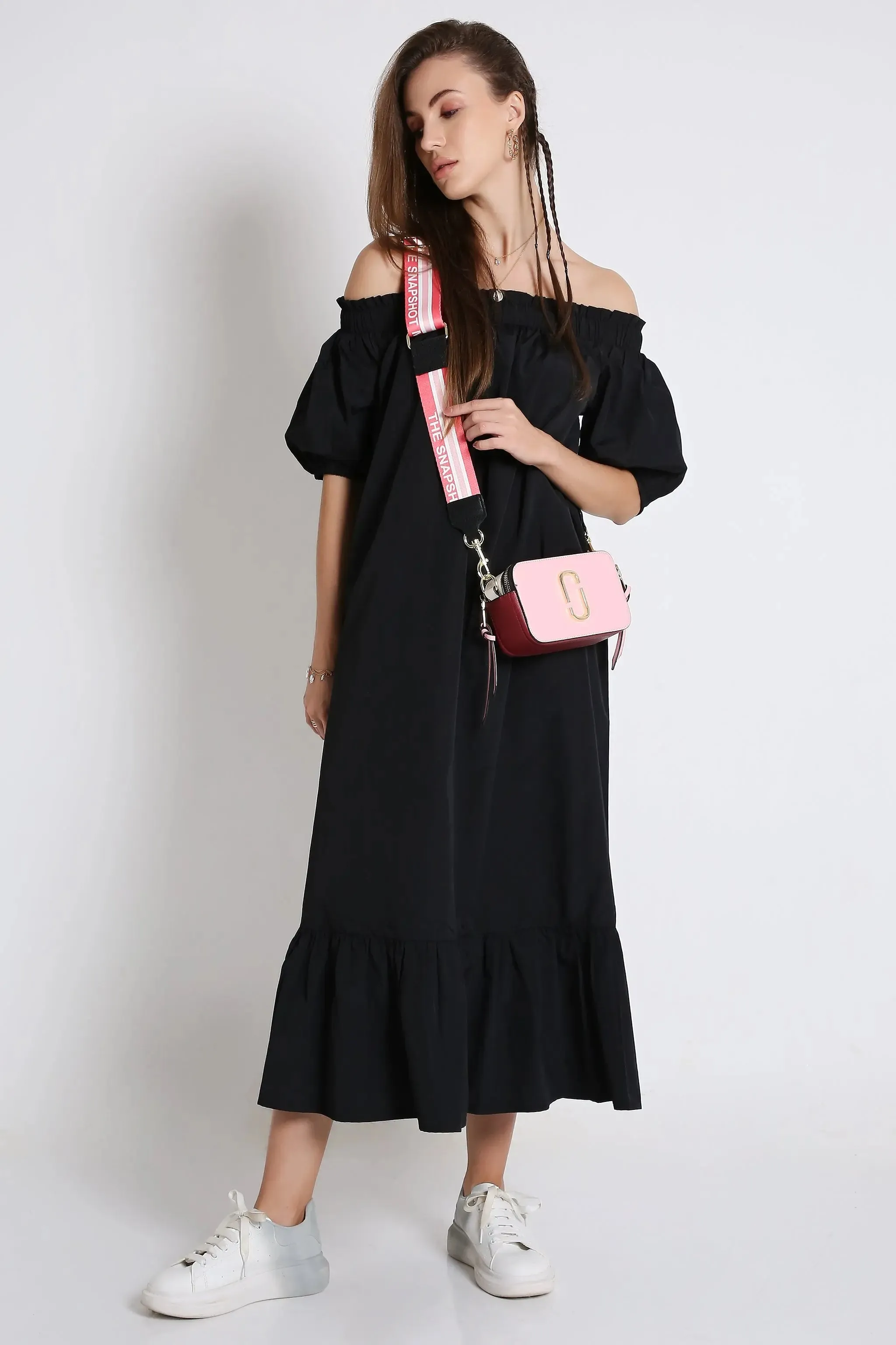 Off-Shoulder Long Black Dress with Short Sleeve French Theory