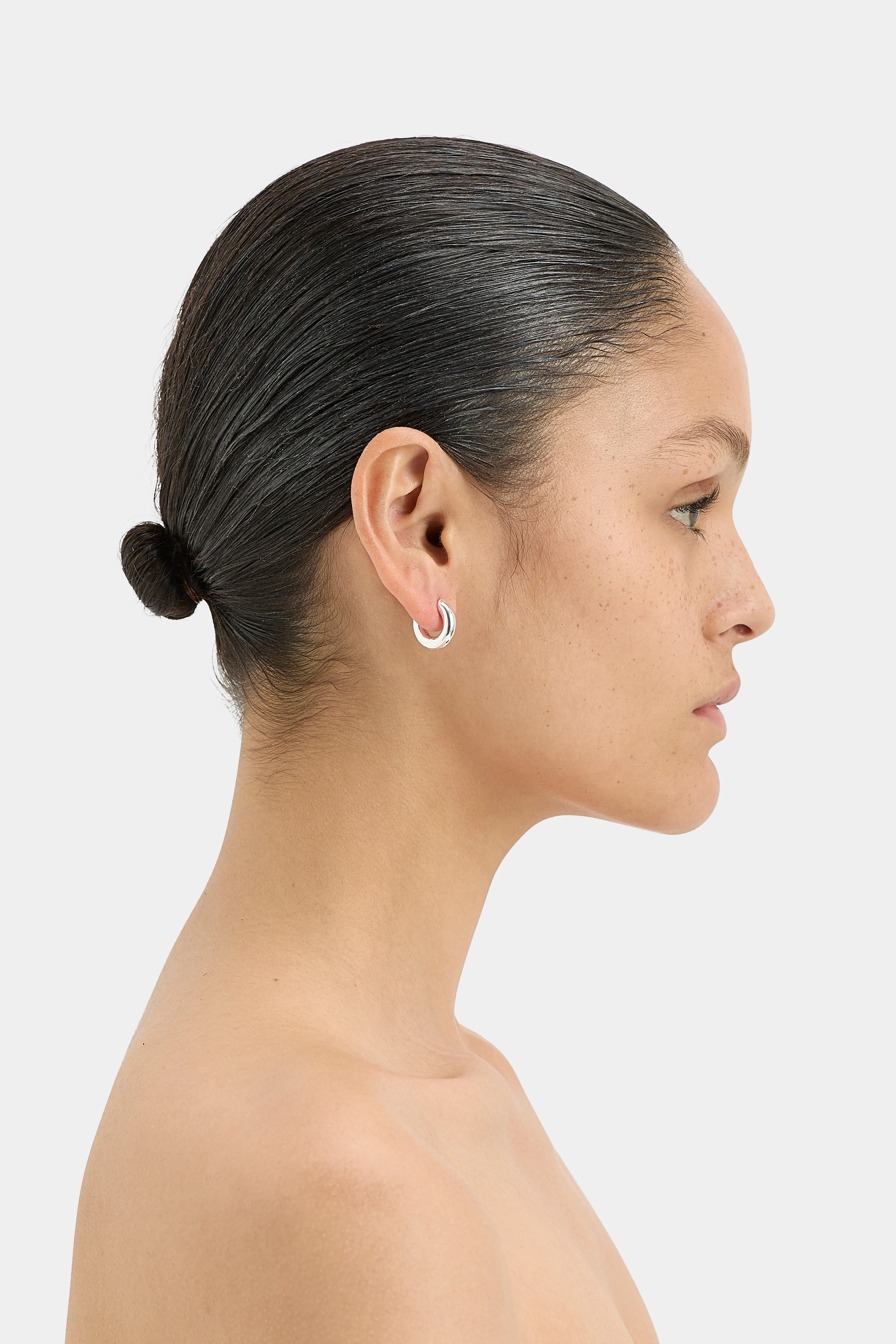 Signature Huggie Earring SIR
