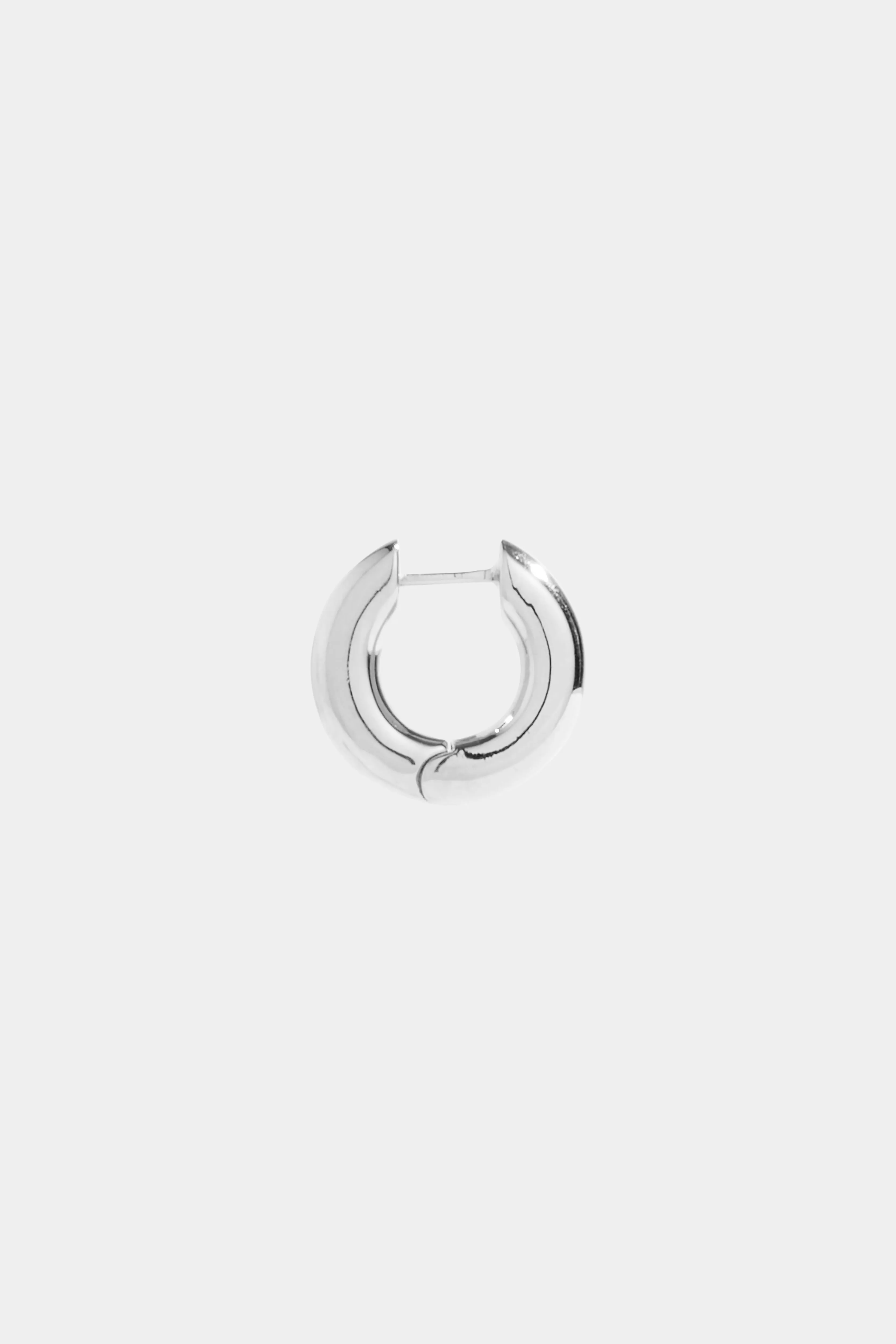 Signature Huggie Earring SIR
